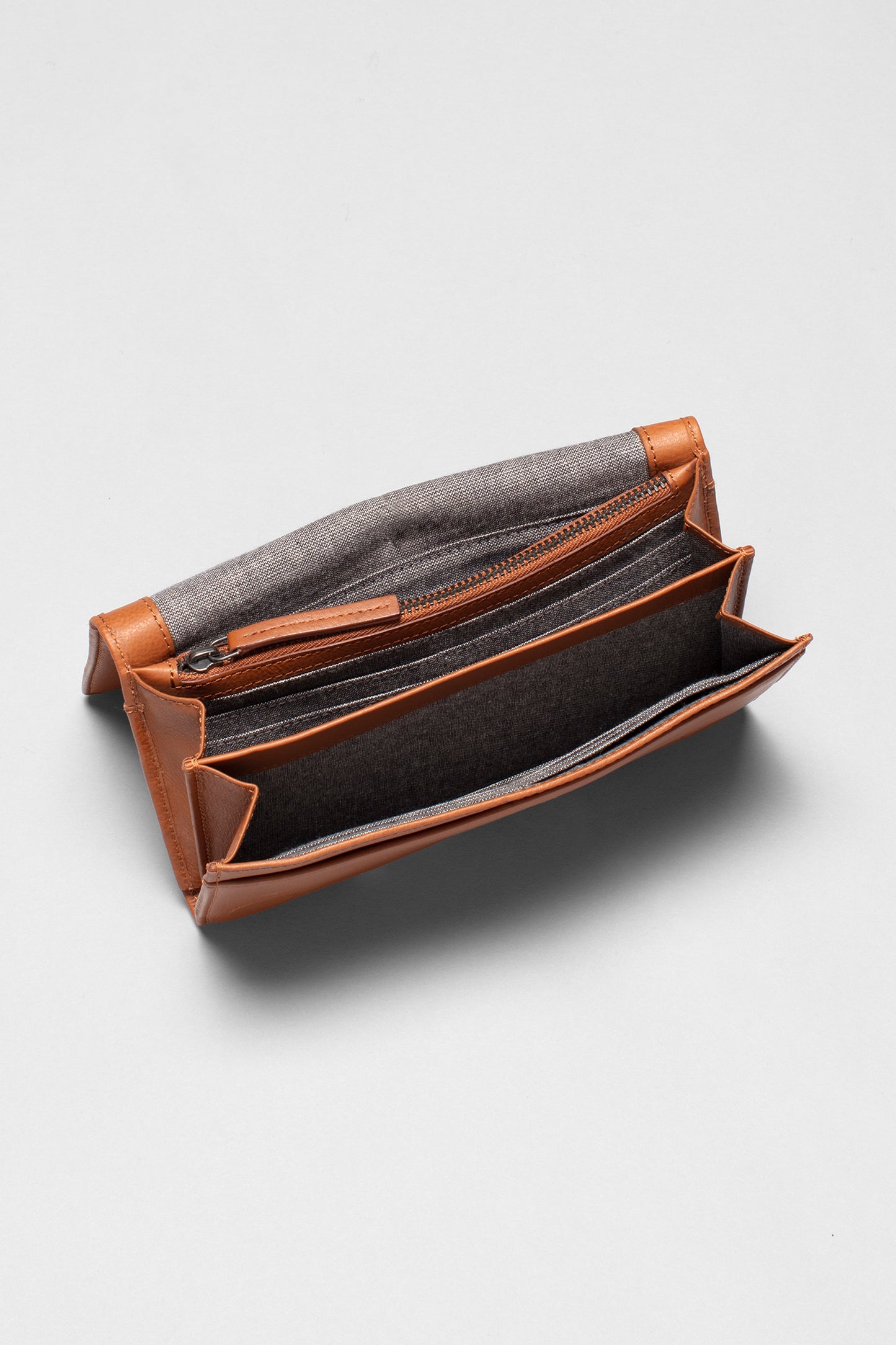 Flyta Remnant Leather Wallet Internal | TAN