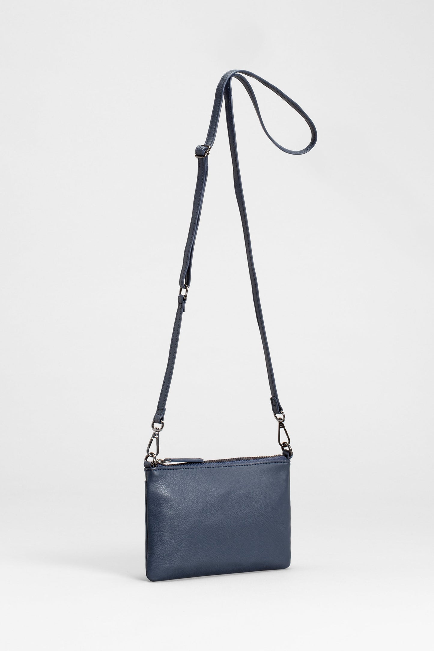 Dai remnant Leather Small Removable Strap Shoulder Bag Front | TWILIGHT