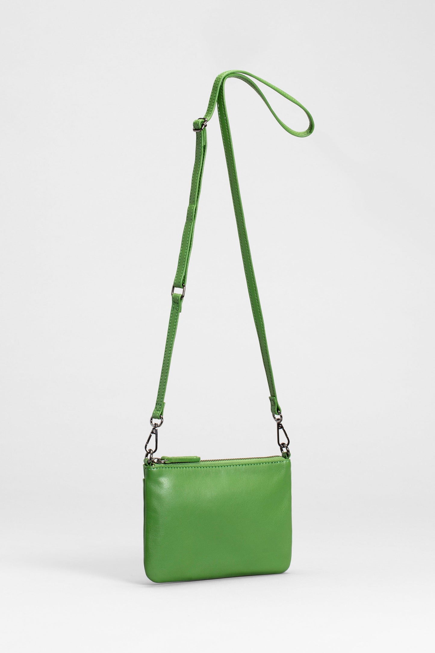 Dai remnant Leather Small Removable Strap Shoulder Bag Front | GRASS GREEN