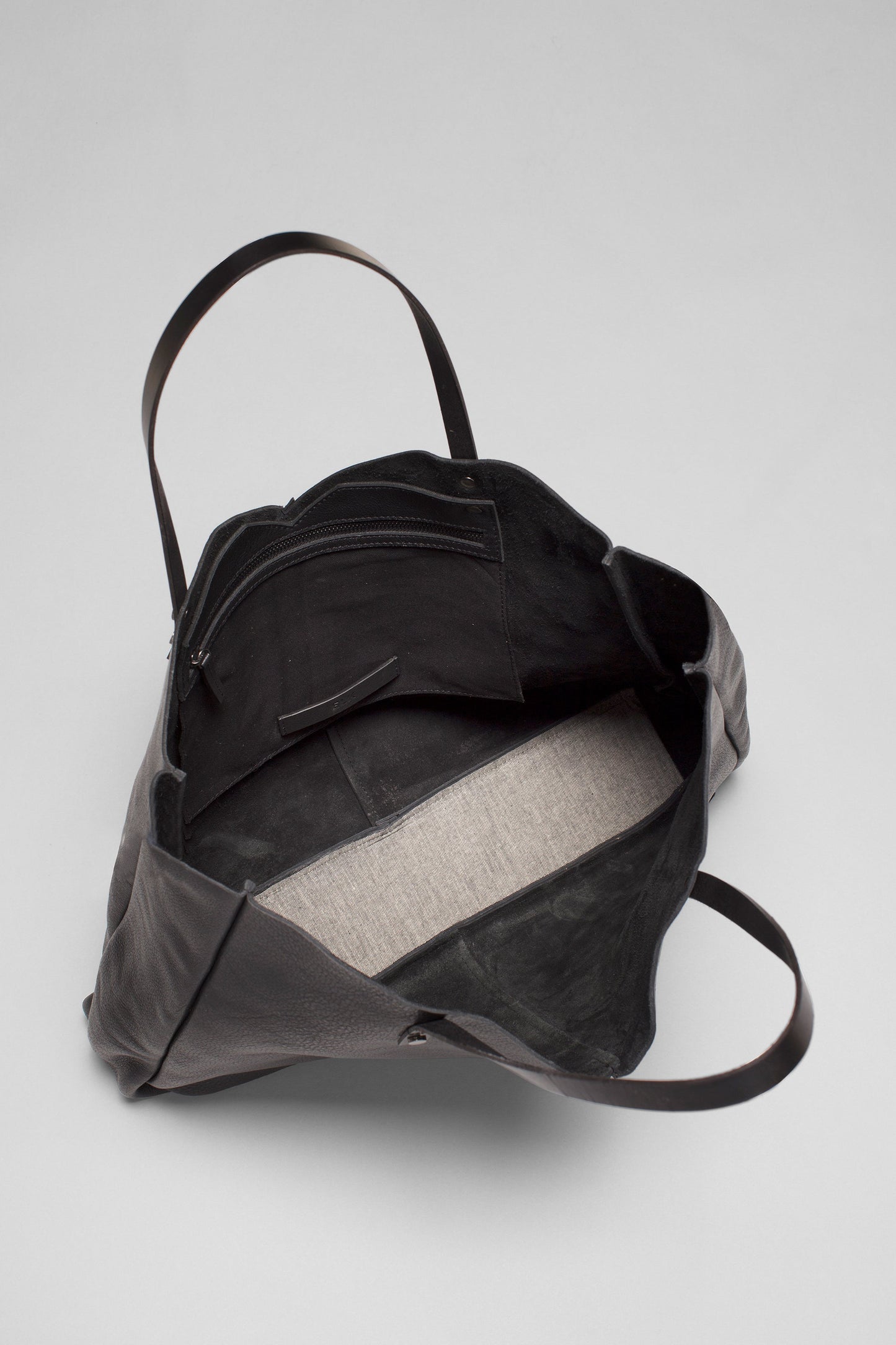 Vee Remnant Leather Large Tote Shopper Bag Internal BLACK
