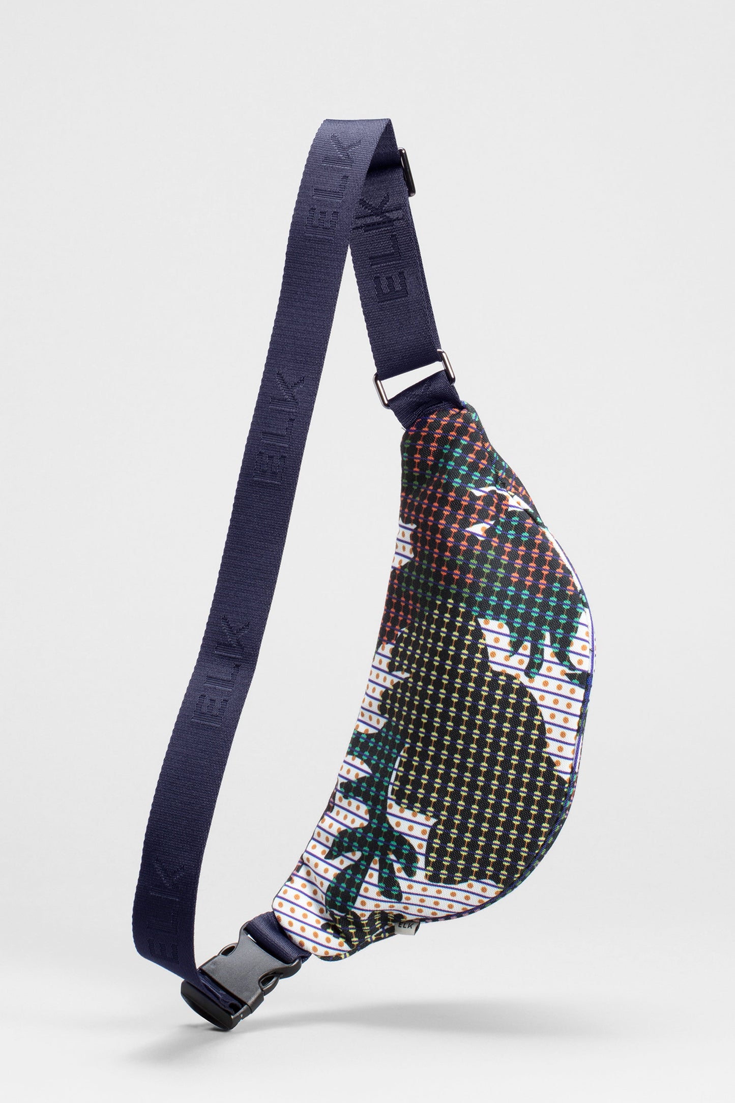 Nytte Recycled Polyester Canvas Vegan Belt Bag Back | JENSA PRINT