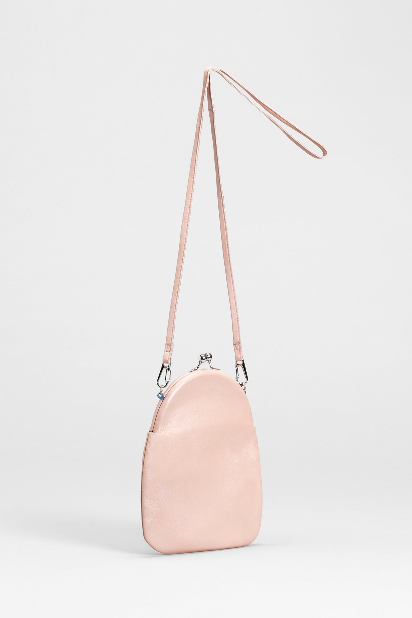 Senja Remnant Leather Cross-body Clip Purse Front | LIGHT PINK