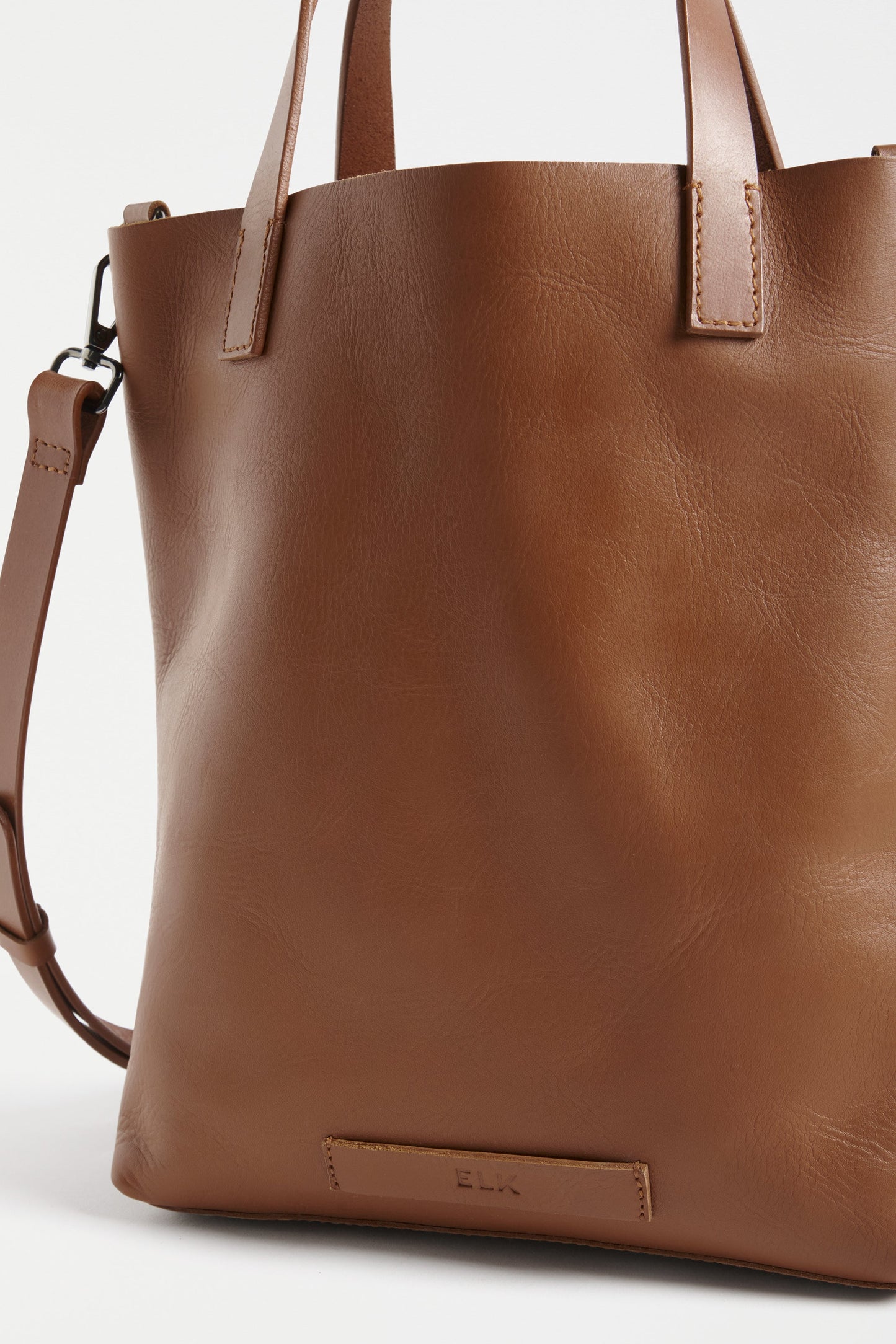 Kopa Medium Size Leather Tote Bag with Detachable Strap back Detail | TAN