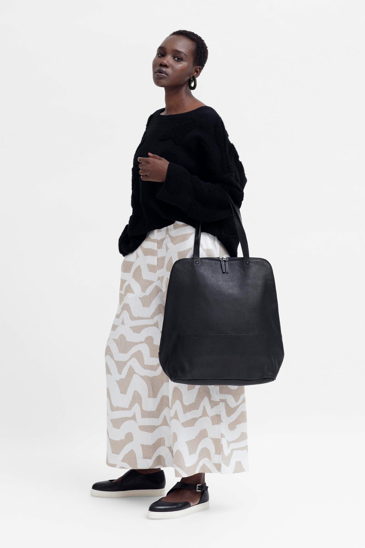 Arien Zip Up Leather Carry-All Bag Front Model  | Black