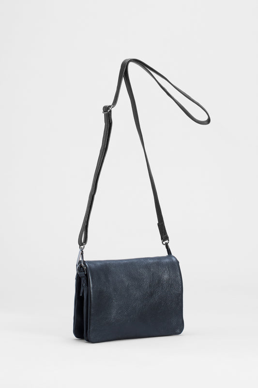 Innset Small Bag Front | Black