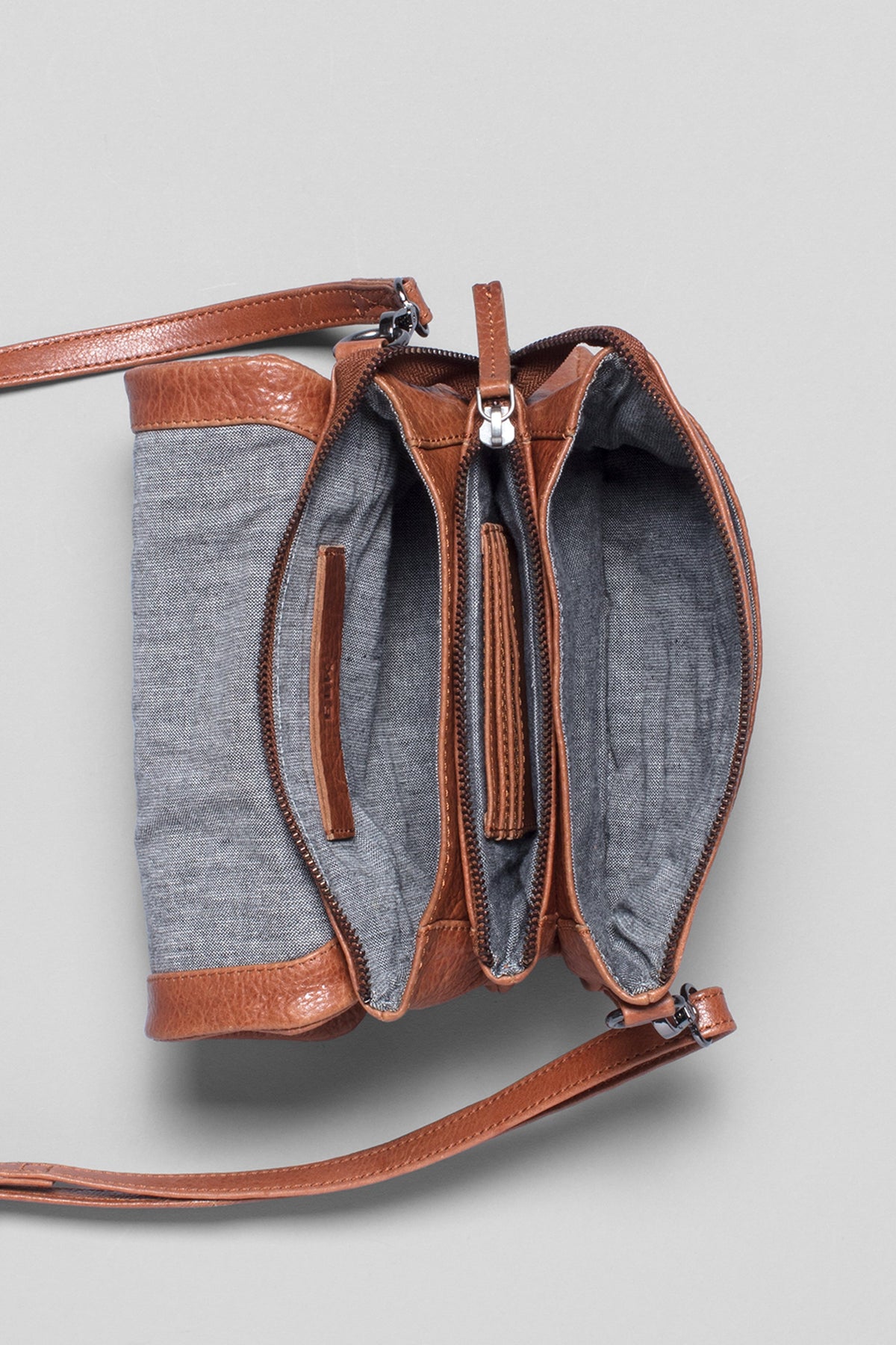 Innset Small Bag Overhead | Tan