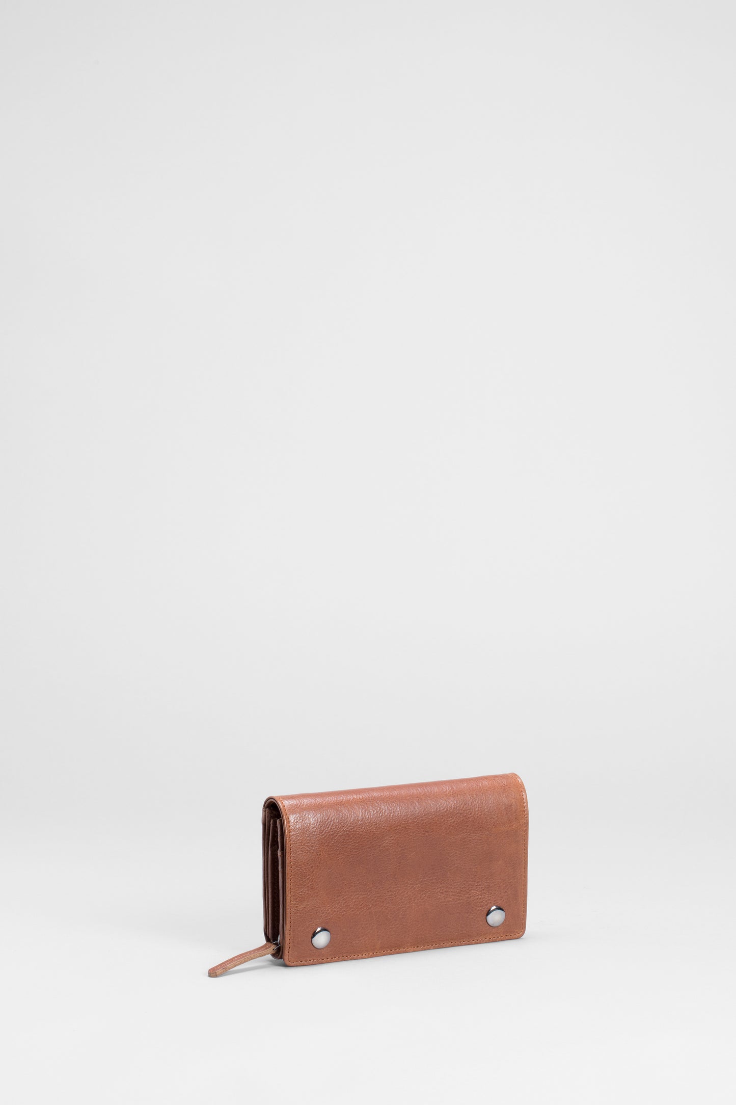Edda Magnetic Closure Leather Wallet Front | Tan 