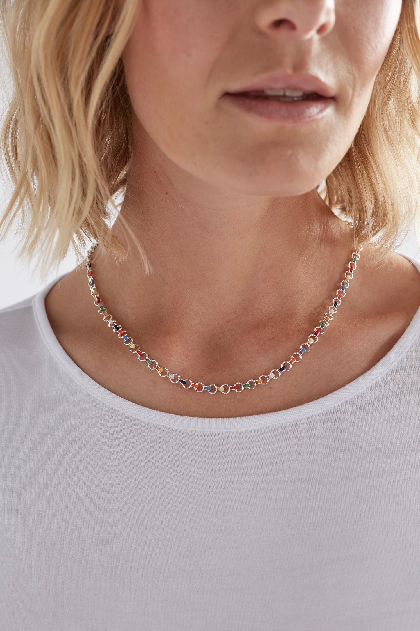 Lera Silver Chain Coloured Short Necklace Model detail