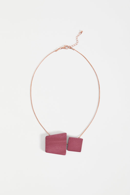 Staun Wooden Pendant Chain Necklace | MAGENTA