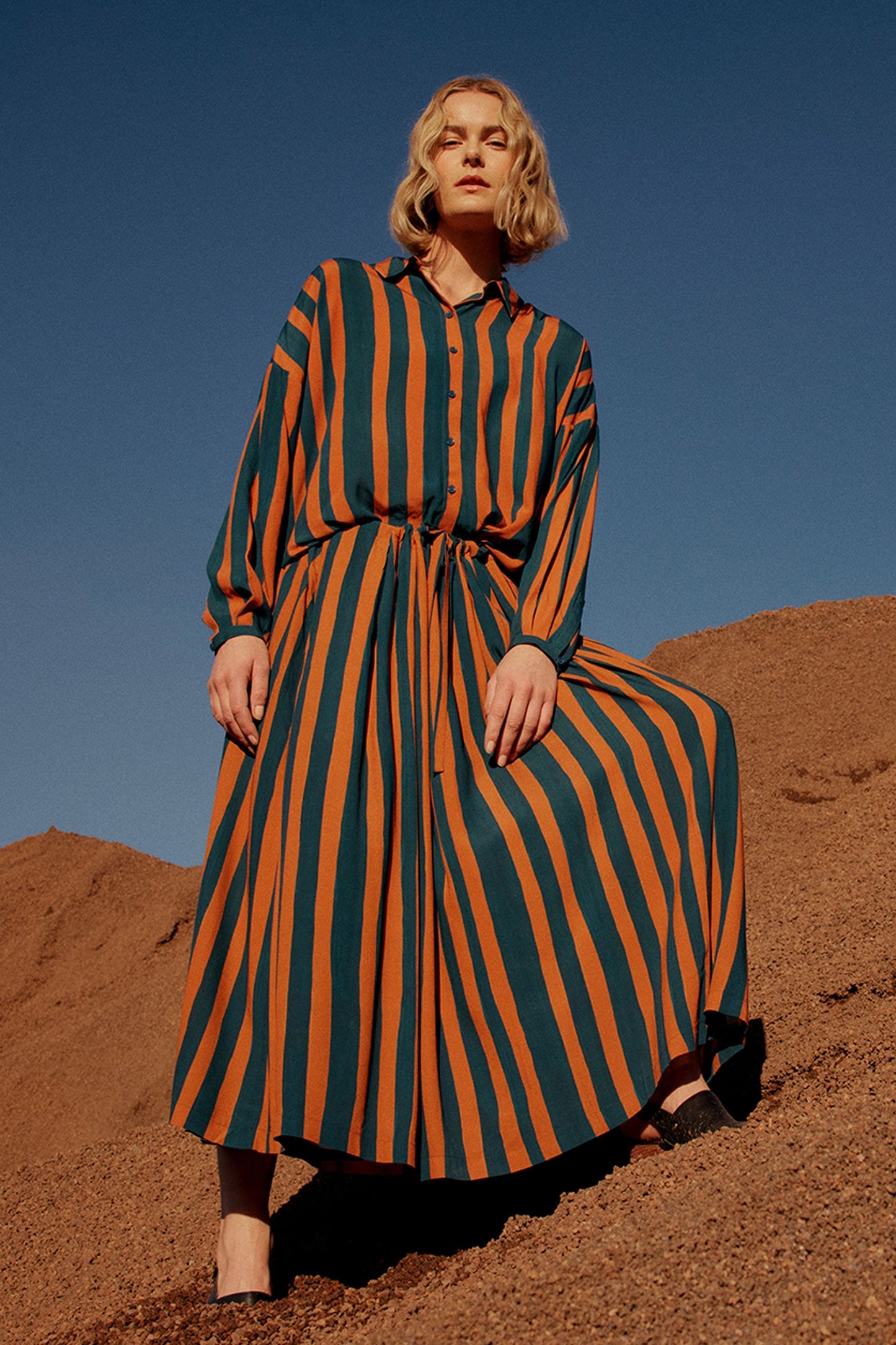 Tilbe Silky Striped Long Shirt Campaign Model | BRONZE TEAL PAINT STRIPE
