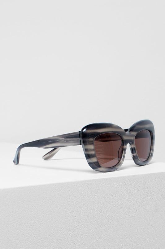Kittan Exaggerated Cat-Eye Sunglasses Side Angled Black