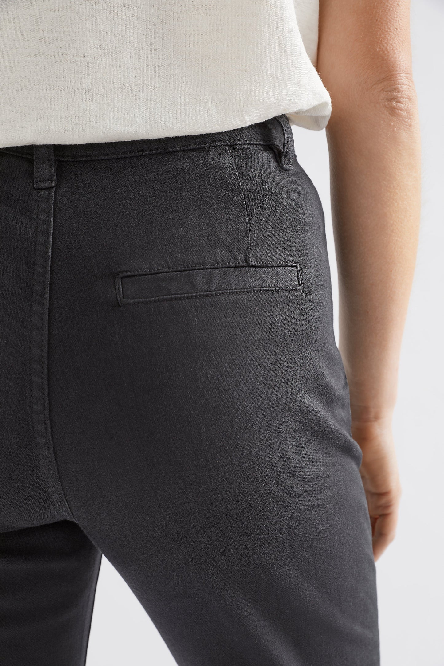 Mysa Organic Cotton Slim Leg Stretch Jean Pocket | BLACK